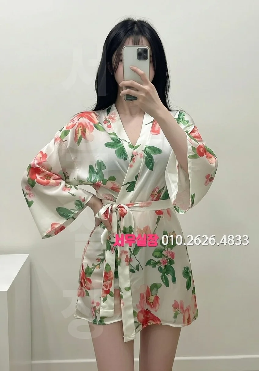 분당 미러룸 프리미엄 라인업 6번 프로필